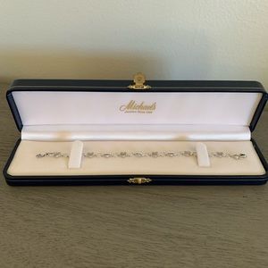 Michaels 14k White Gold Heart Bracelet